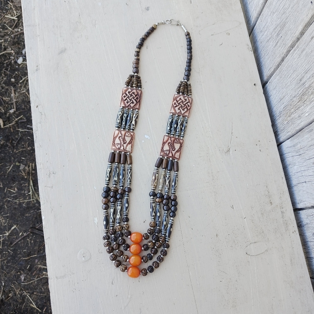 Vtg Tribal style 4 strand Hand carved Yak bone & resin Statement necklace Nepal - Picture 2 of 8